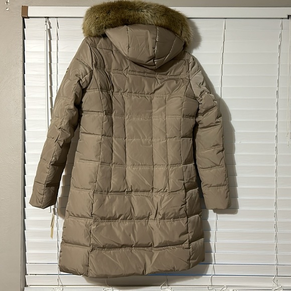 Michael Kors winter jacket. Tan, medium, never worn, new with tags. - Picture 3 of 3